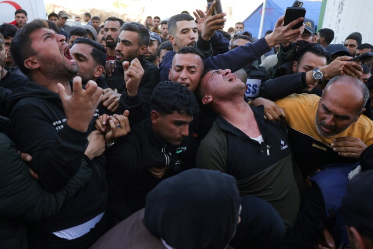 Hundreds of people attended the funeral of journalist Hussam Shabat