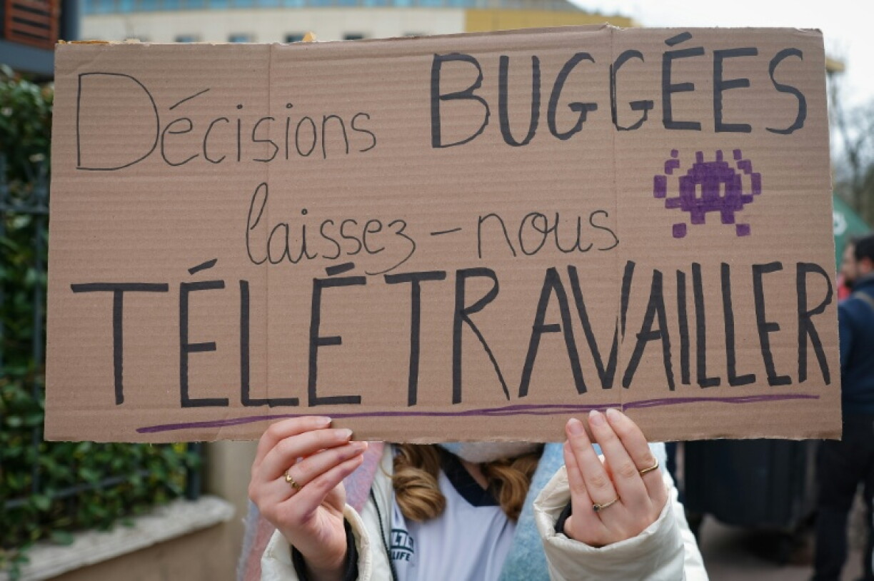 Lors d'un rassemblement de salariés d'Ubisoft à l'occasion d'un appel à la grève, devant le siège du groupe à Saint-Mandé, en région parisienne, le 10 février 2026