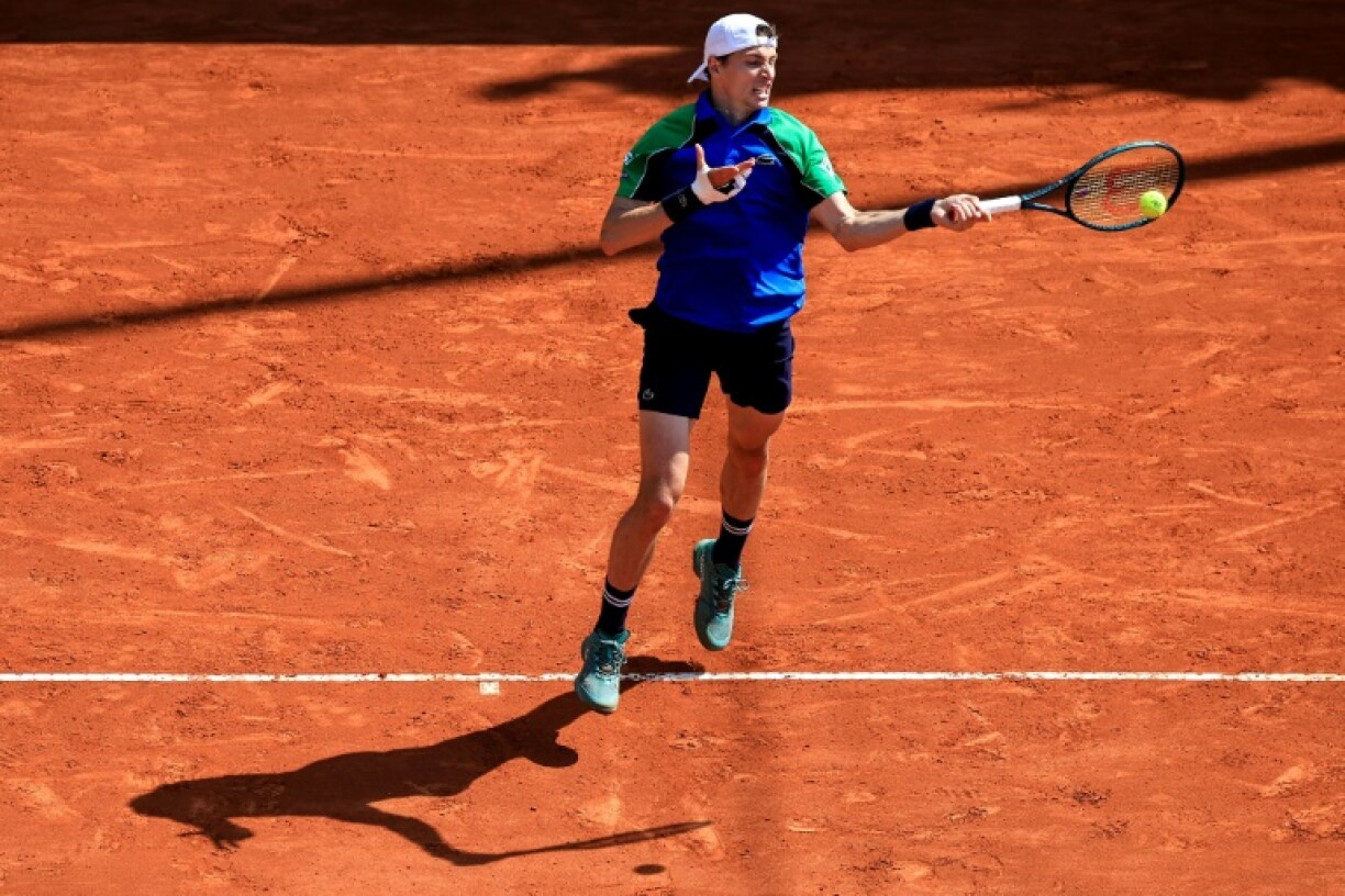Le Français Ugo Humbert, blessé à une main, a été éliminé par l'Australien Alexei Popyrin dès le premier tour du tournboi ATP Masters 1000 de Monte-Carlo le 8 avril 20254