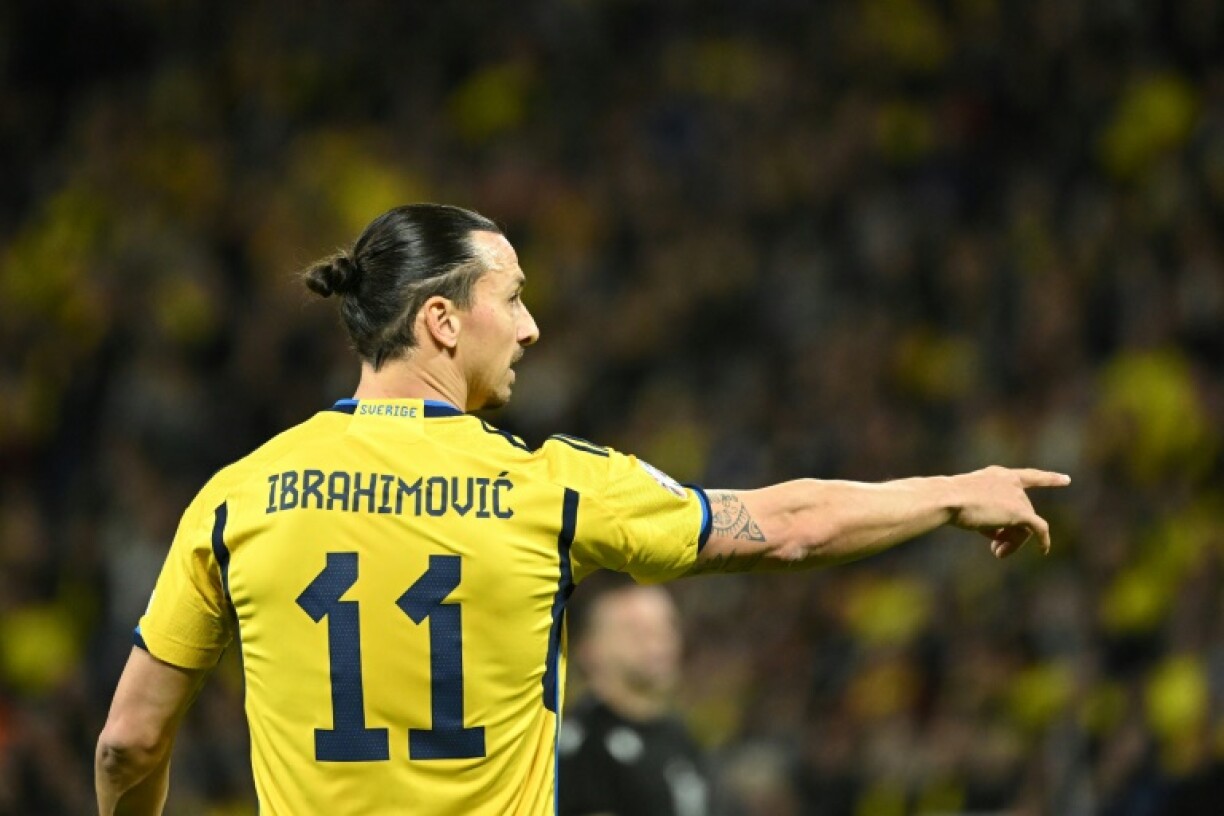 La légende du foot suédois Zlatan Ibrahimovic contre la Belgique à Solna, le 24 mars 2023