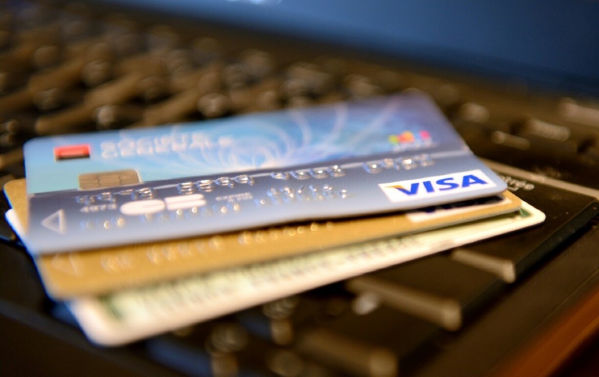 Donner son numéro de carte bancaire au restaurateur : une technique qui motive les