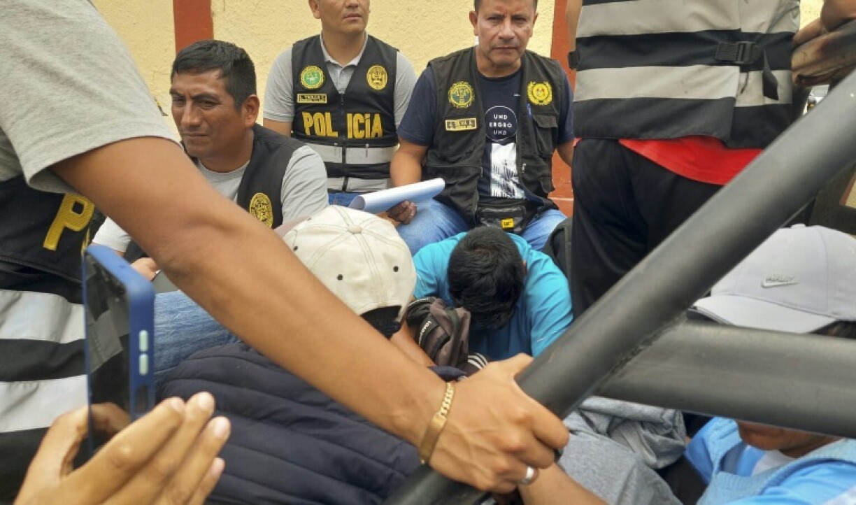 Des suspects arrêtés dans le campus de l'Université San Marcos de Lima le 21 janvier 2023