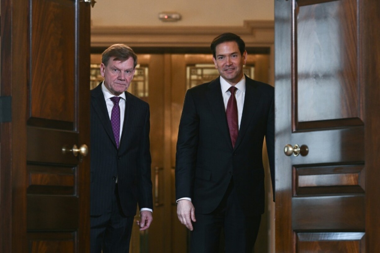US Secretary of State Marco Rubio (R) meets German Foreign Minister Johann Wadephul at the State Department