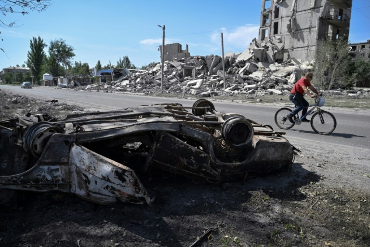 Large numbers of civilians were detained in areas that came under Russian control, said the report