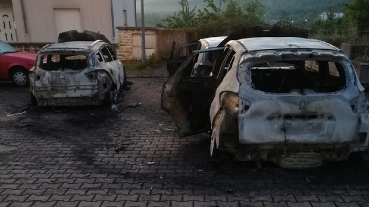 Deux voitures incendiées à Longwy lundi.