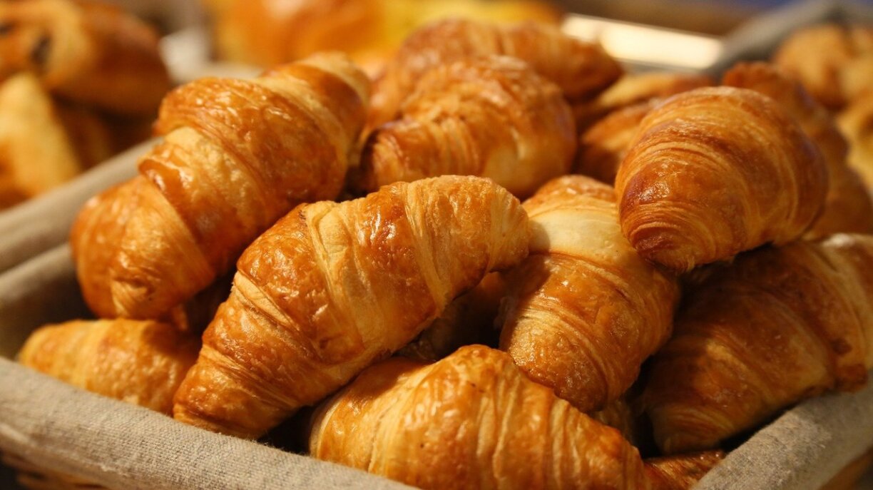 Ils semblent appétissants mais ne vous y trompez pas: ces croissants sont peut-être des surgelés!