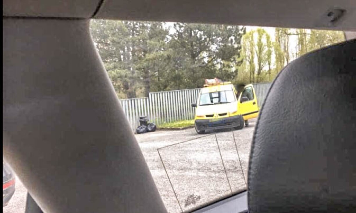 Le pollueur pris en flagrant délit.