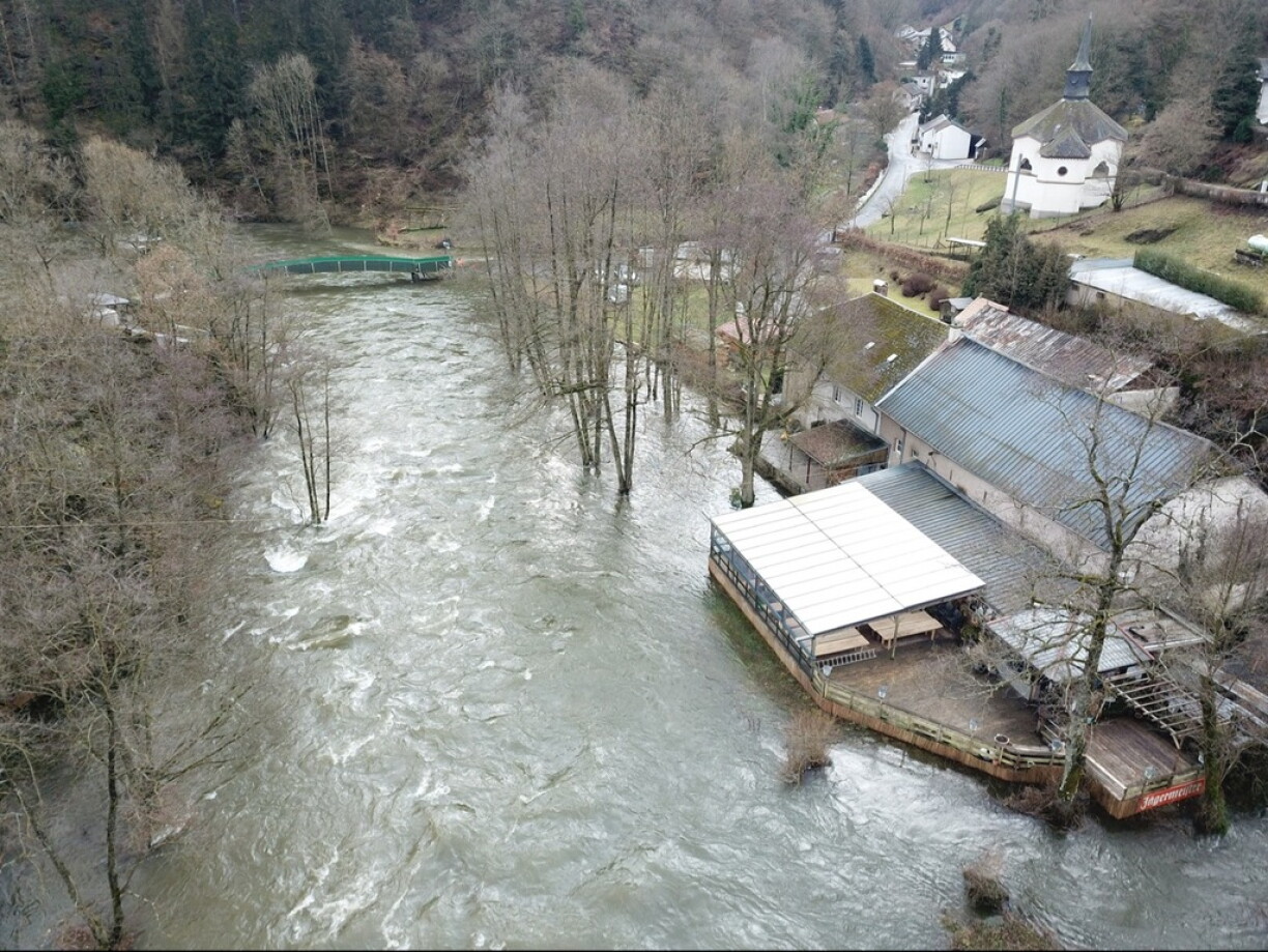 Iwwerschwemmung am Heischtergronn