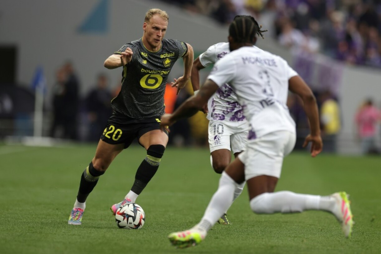 Mitchel Bakker buteur pour Lille à Toulouse le 12 avril 2025