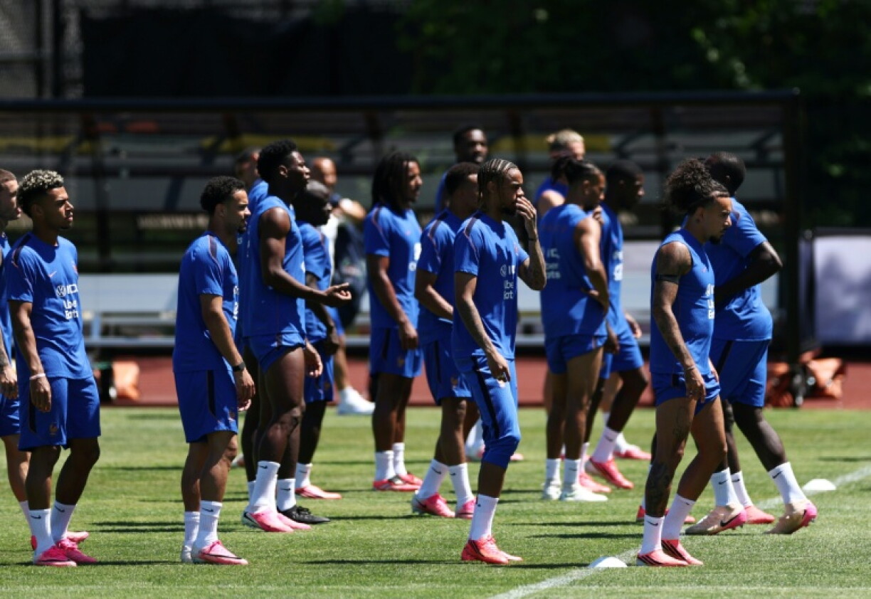 Les joueurs de l'équipe de France à l'entraînement au Campus de Bentley, près de Boston le 14 juin 2026, à deux jours de leur entrée en lice dans le Mondial américain