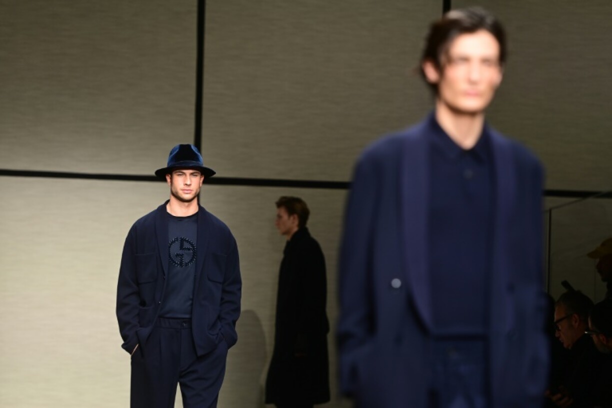 The legendary Italian designer, now 90, presented a fall-winter 2025-26 collection marked by belted baggy trousers, loose jackets and layers