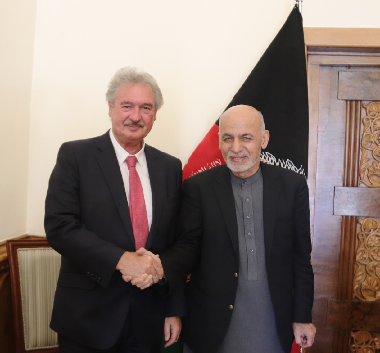 Luxembourg's minister of foreign affairs, Jean Asselborn and the Afghan president, Ashraf Ghani
