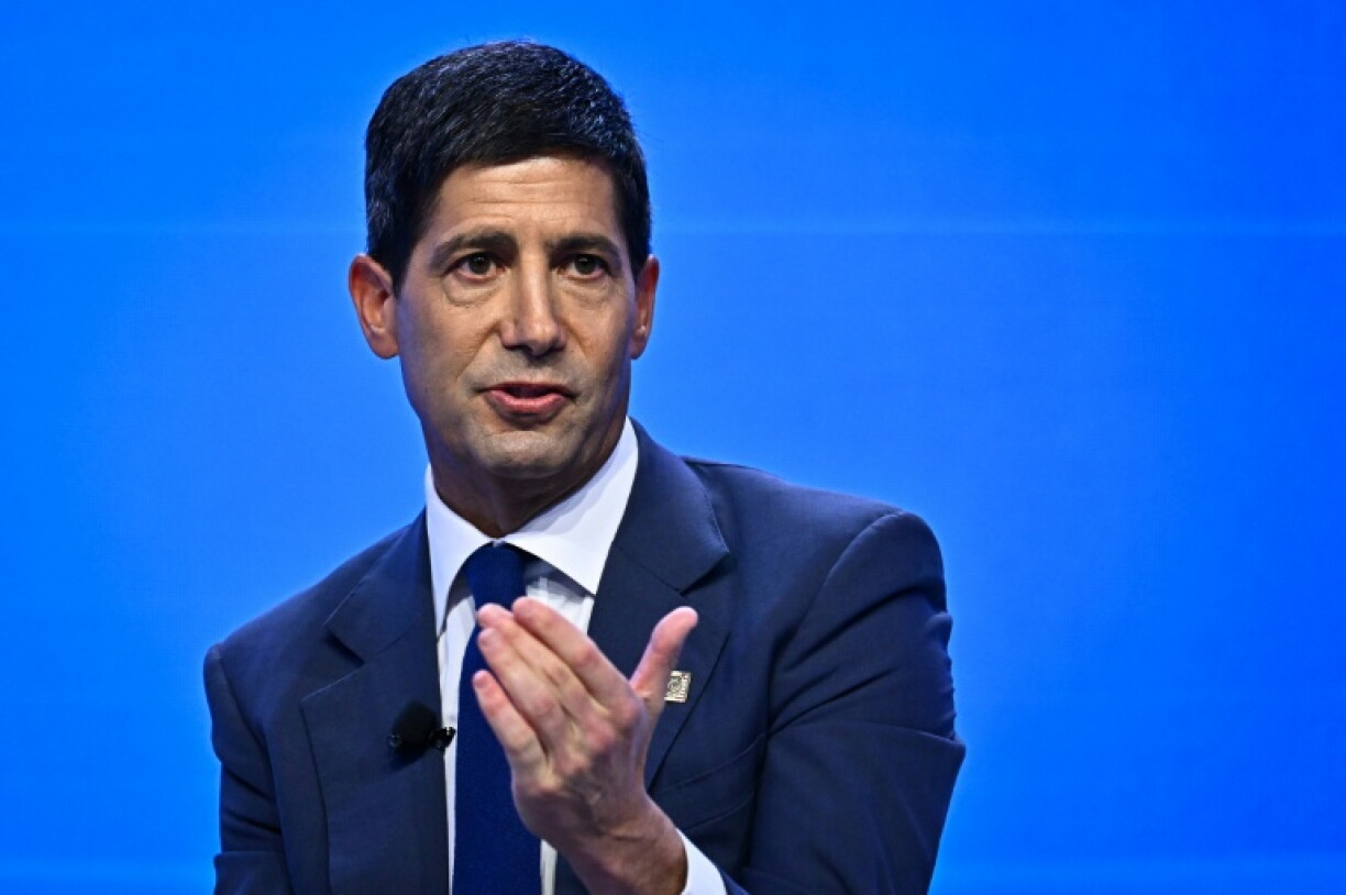 US President Donald Trump has so far refrained from criticizing Federal Reserve chair Kevin Warsh (pictured) over current rates