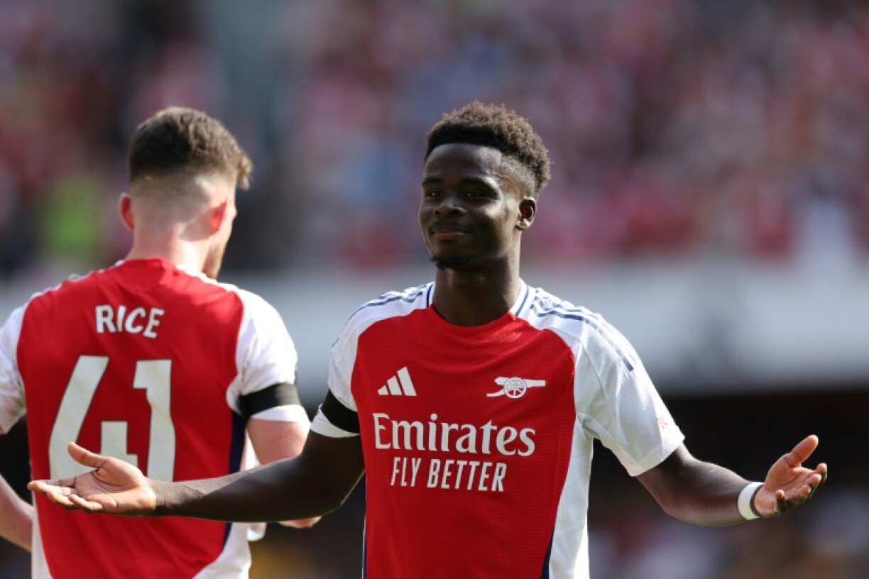Bukayo Saka fête son but pour Arsenal face à Wolverhampton, le 17 août 2024 à l'Emirates Stadium