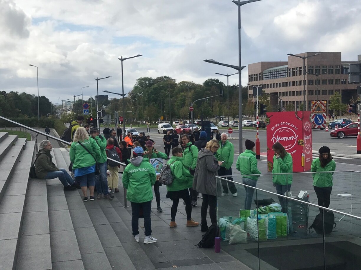 Protesters at Place de l'Europe in Kirchberg, shortly before starting the march towards Luxembourg City at 3 pm.