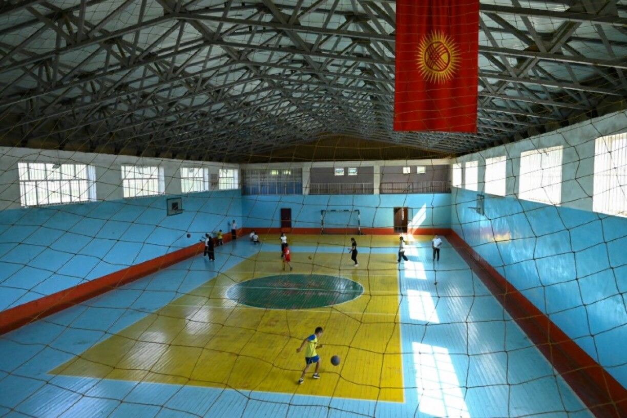 Unable to fund projects alone, governments encourage citizens to contribute