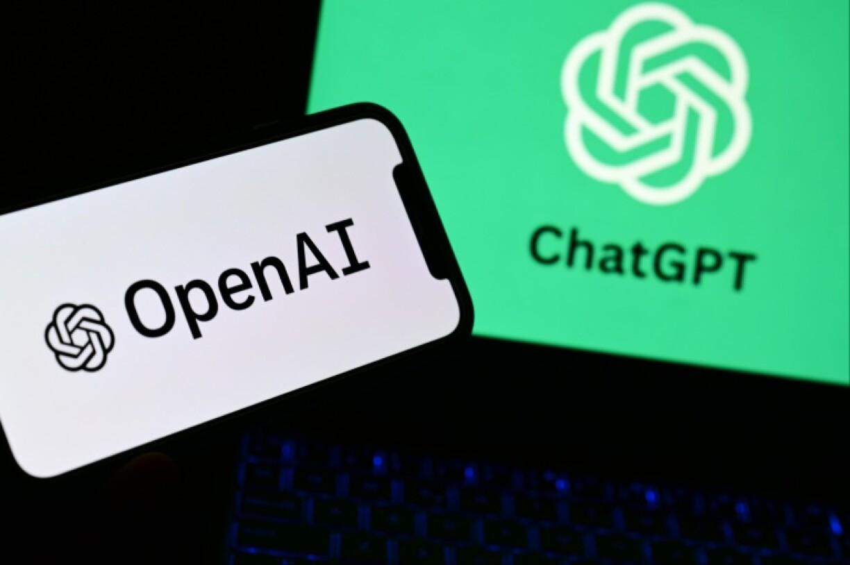 OpenAI est menacé de disparition après le débarquement de son patron, Sam Altman, qui a déclenché une crise majeure sur fond de craintes quant aux dangers potentiels de l'IA