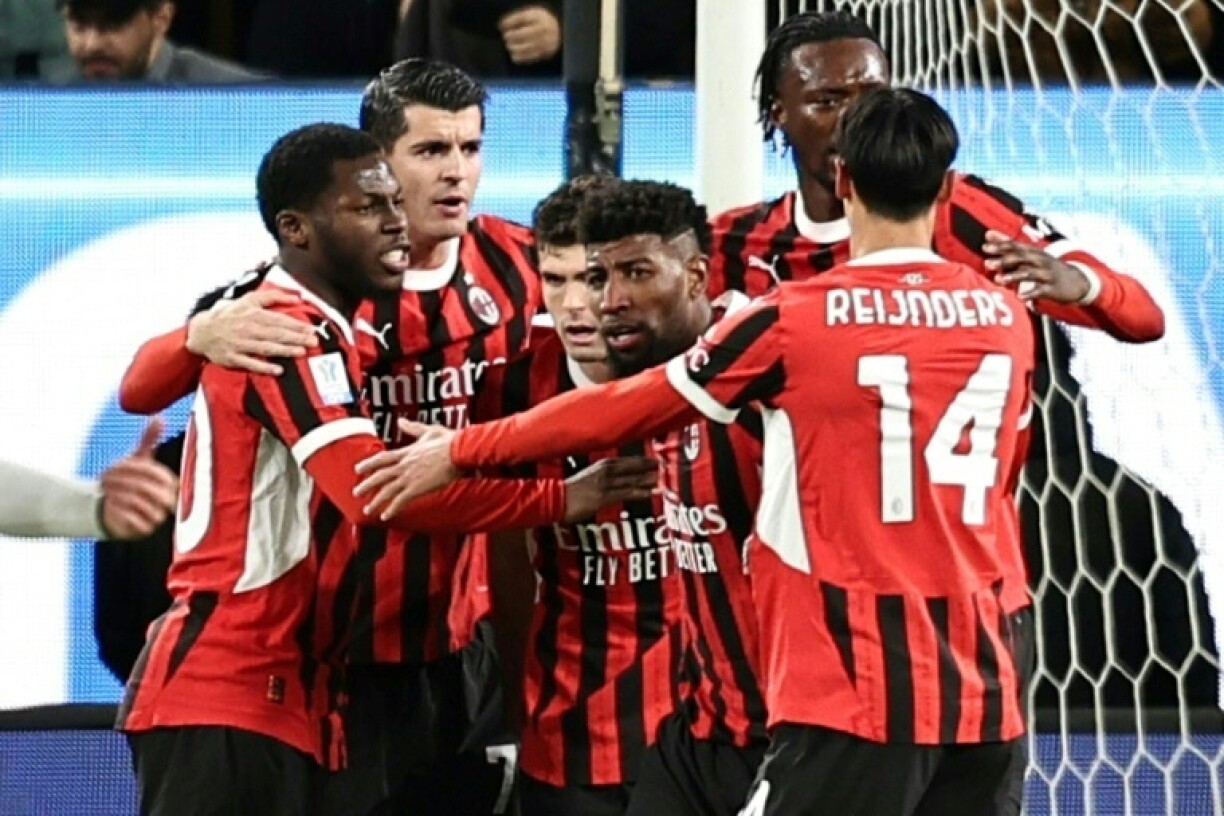 AC Milan players celebrate Christian Pulisic's equaliser against Juventus in a 2-1 win over AC Milan in the Italian SuperCup semi-final in Riyadh