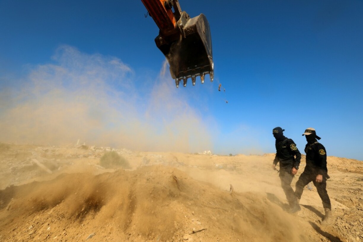 The Palestinian militant group Islamic Jihad at a search in Nuseirat in the central Gaza Strip on November 21