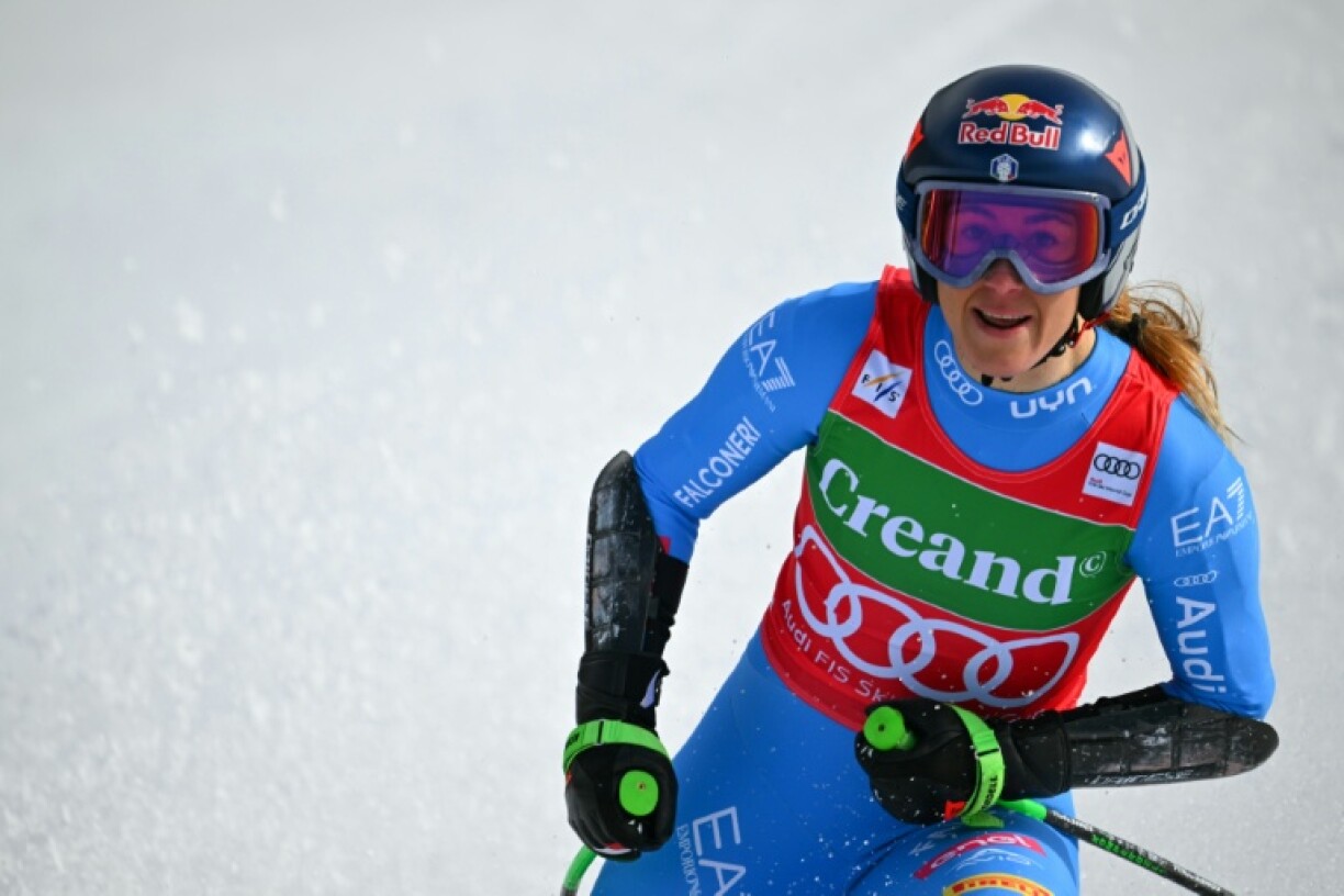 L'Italienne Sofia Goggia après l'arrivée du Super G de Soldeu comptant pour la coupe du monde, dimanche 1er mars 2026.