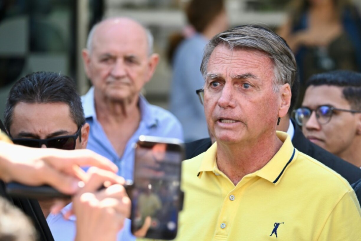Former Brazilian president Jair Bolsonaro, who is under house arrest while awaiting the verdict in his coup-plotting trial, has been placed under round-the-clock watch lest he try flee the country
