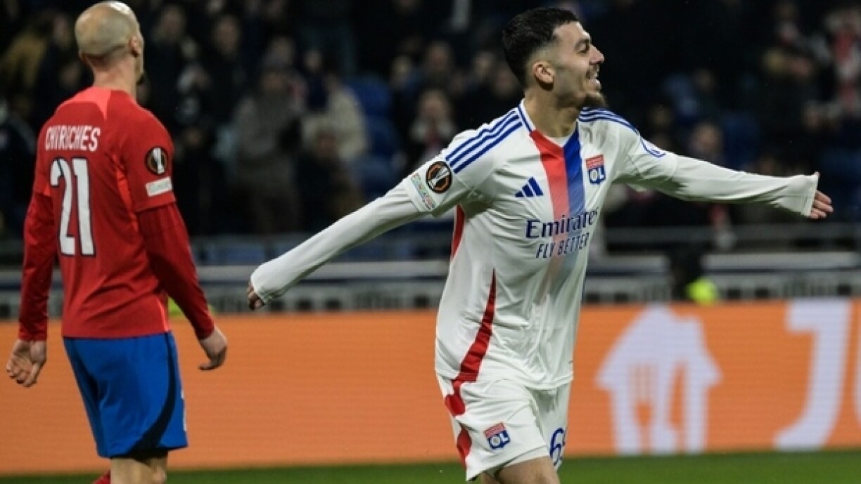 Georges Mikautadze célèbre son doublé contre le FCSB (4-0) lors du huitième de finale retour de Ligue Europa à Décines-Charpieu le 13 mars 2025