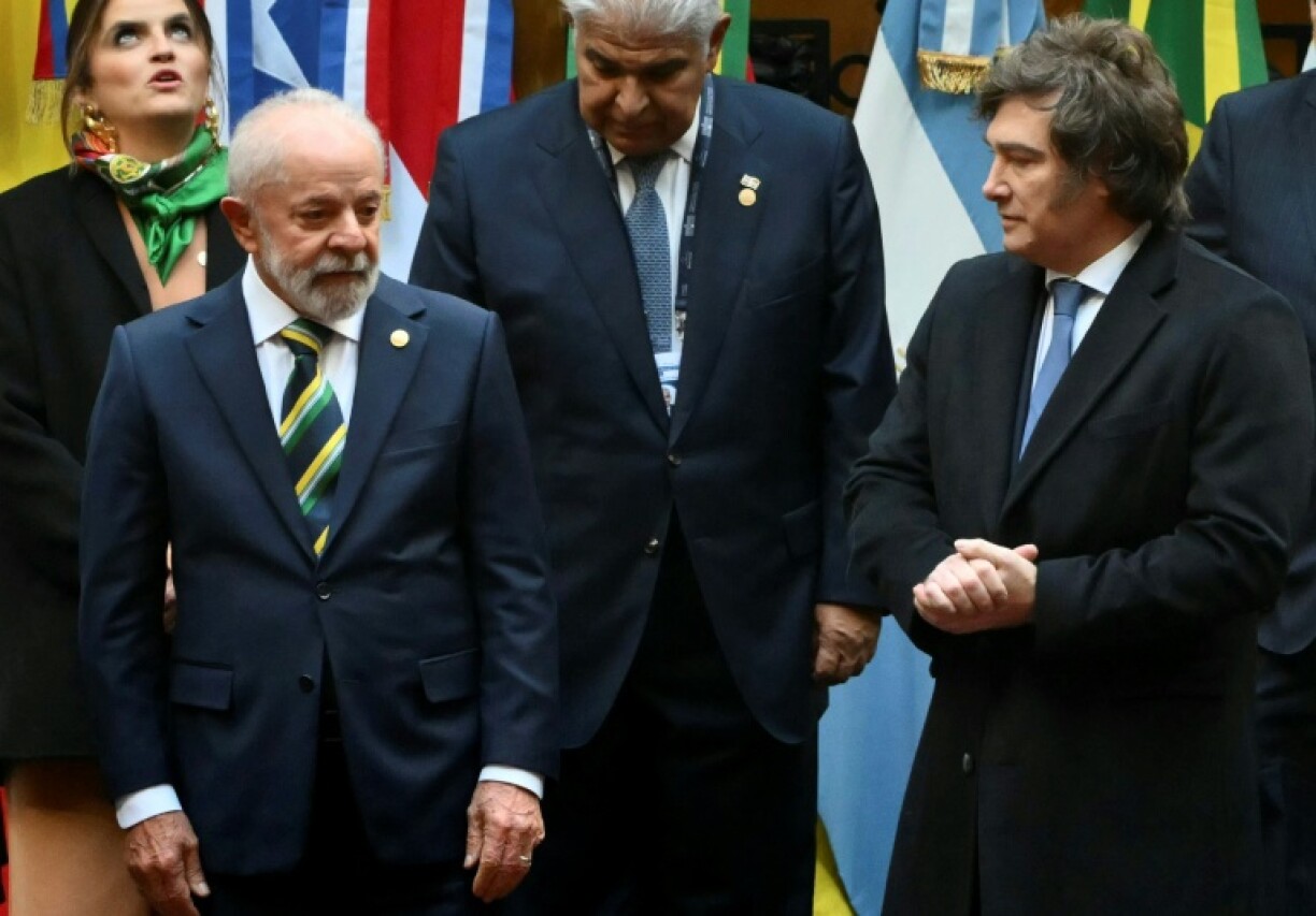 Brazil's President Luiz Inacio Lula da Silva and Argentina's President Javier Milei pose for a photo at a Mercosur summit in Buenos Aires
