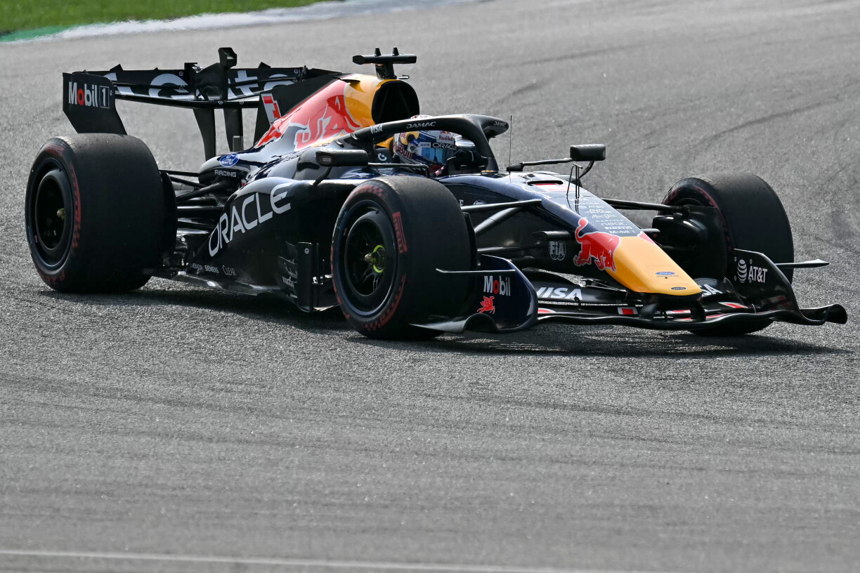 Red Bull Racing's Dutch driver Max Verstappen drives during the qualifying session of the Formula One Bahrain Grand Prix in Sepang on October 3, 2026. (Photo by Lillian SUWANRUMPHA / AFP)