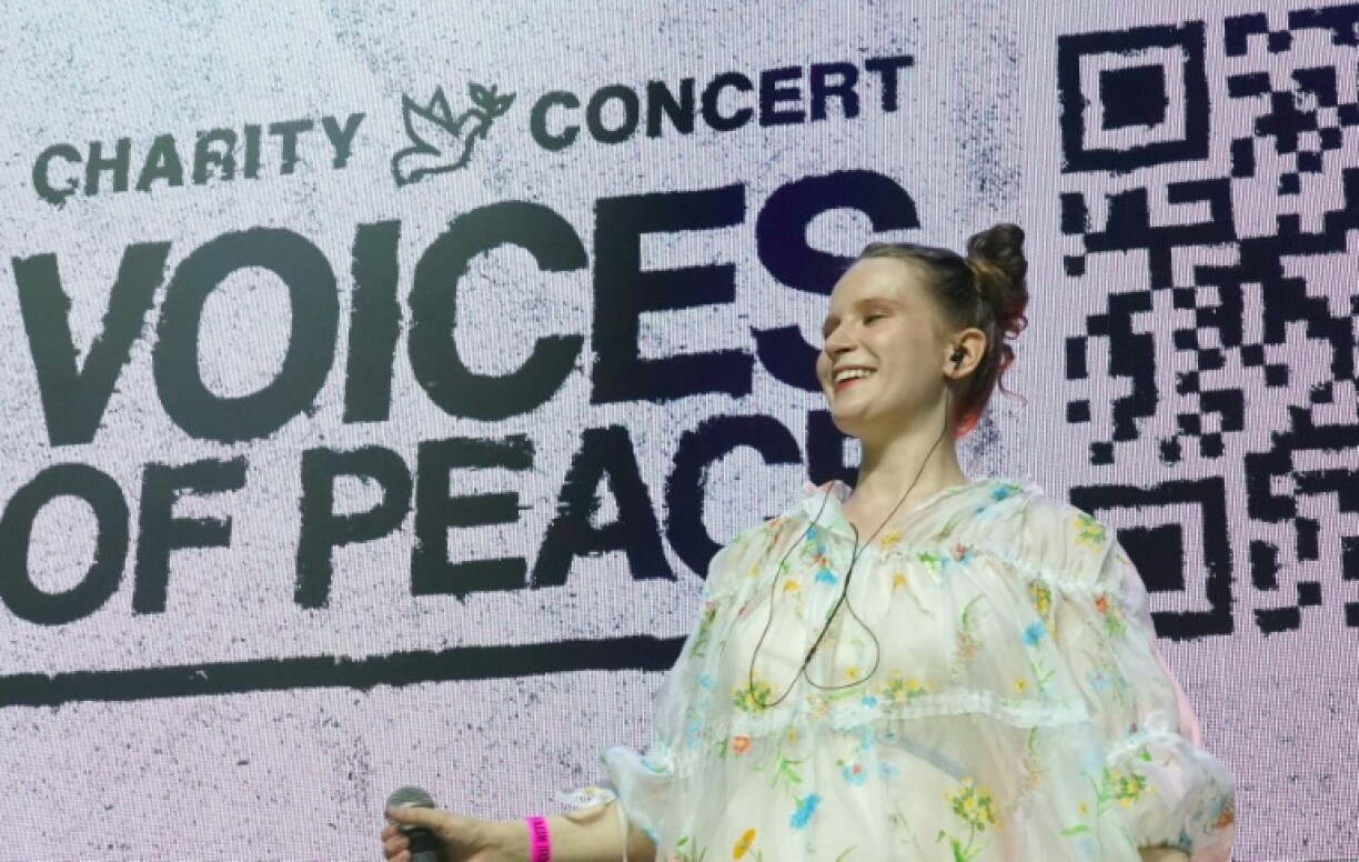 Monetochka performed in front of more than a thousand fans during an anti-war concert in Warsaw in 2022