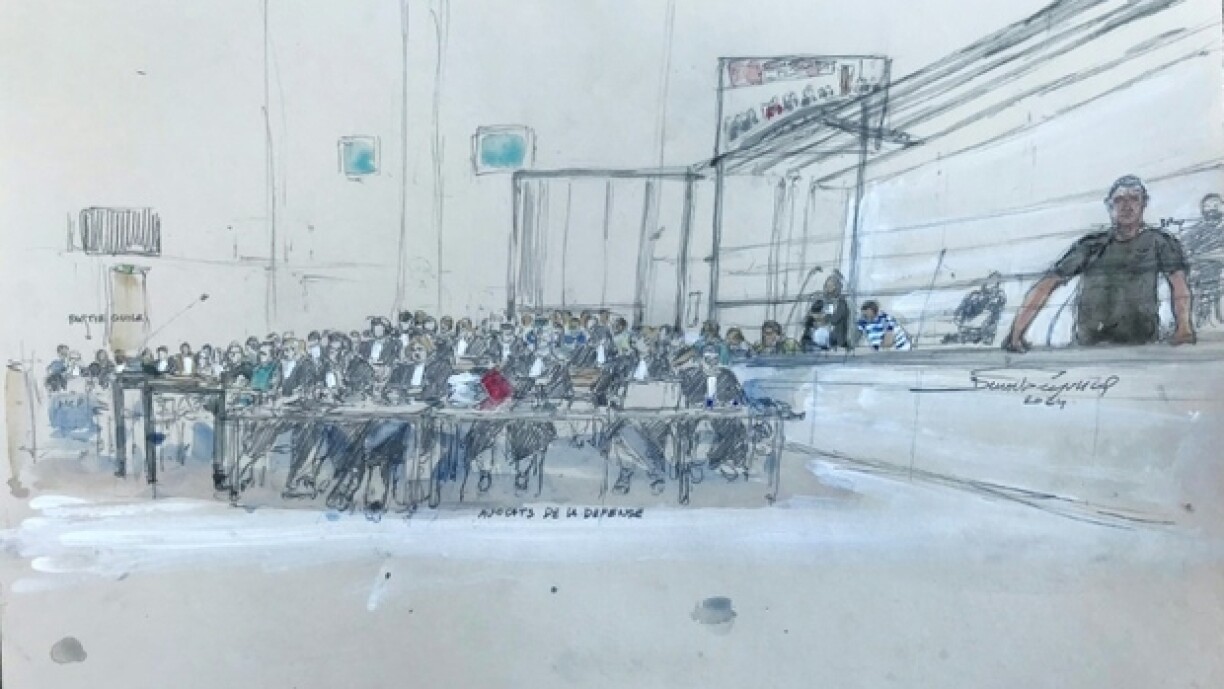 Dominique Pelicot (d) pendant son procès devant la Cour criminelle d'Avignon, le 2 septembre 2024