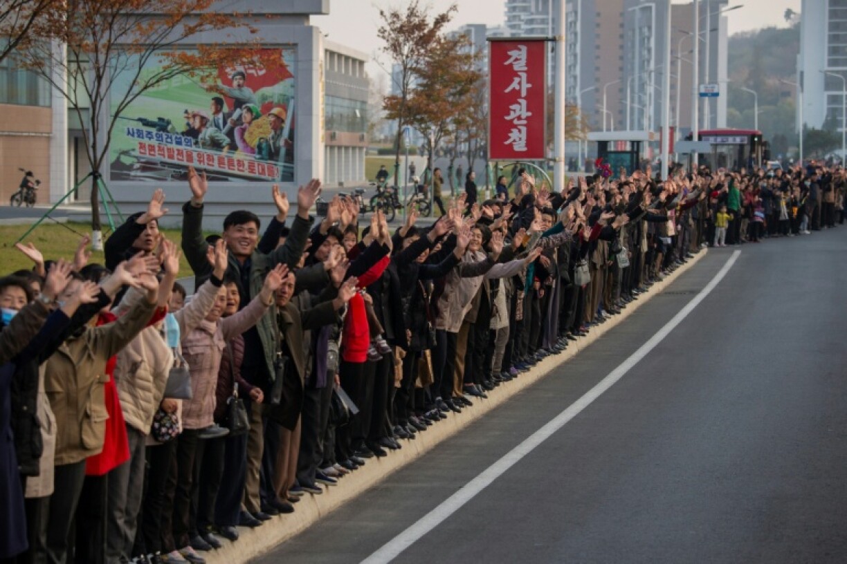 Last year's winning women's U-17 World Cup team were greeted with a street parade on their homecoming to the North Koerean capital Pyongyang