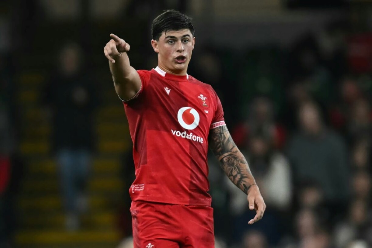 Wales wing Louis Rees-Zammit