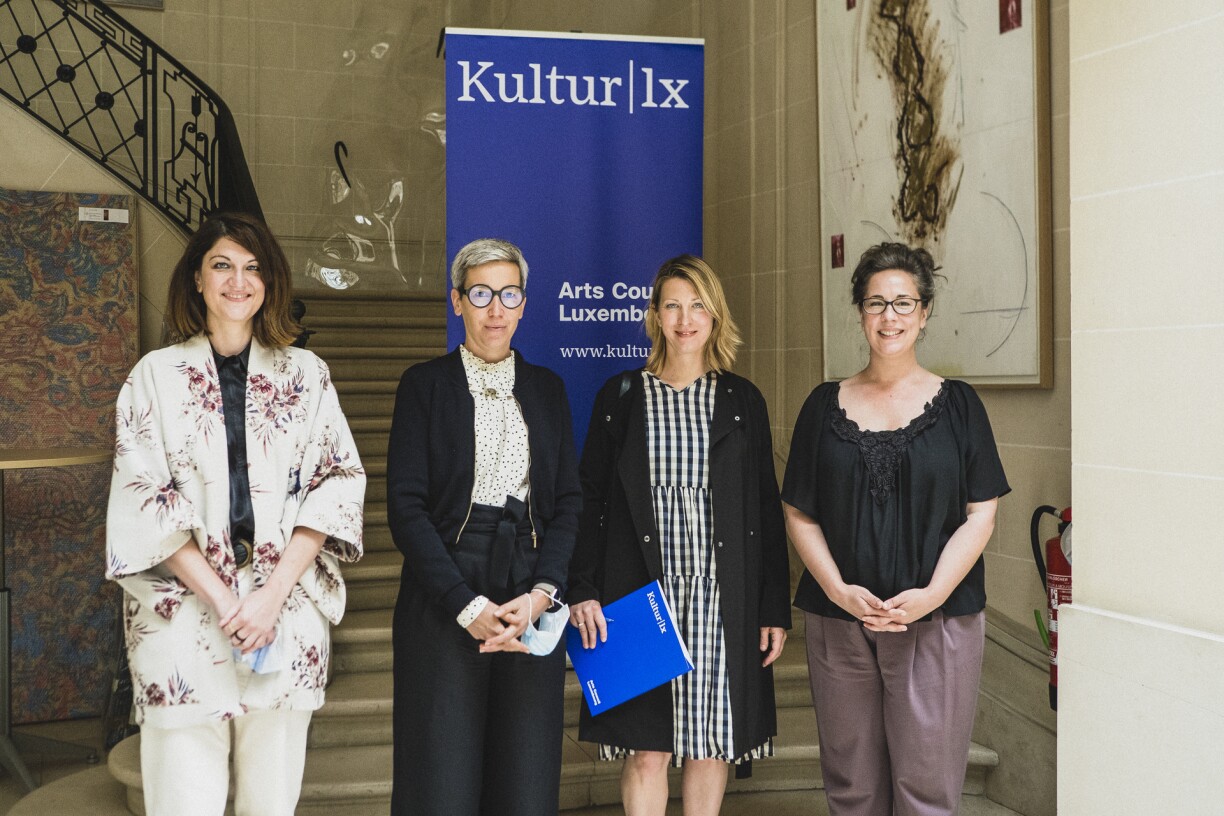 (vu riets no lénks) Diane Tobes, Coordinatrice nationale; kultur.lx, Sam Tanson, Kulturministesch; Catherine Decker, Presidentin kultur.lx; Valérie Quilez, Coordinatrice internationale kultur.lx