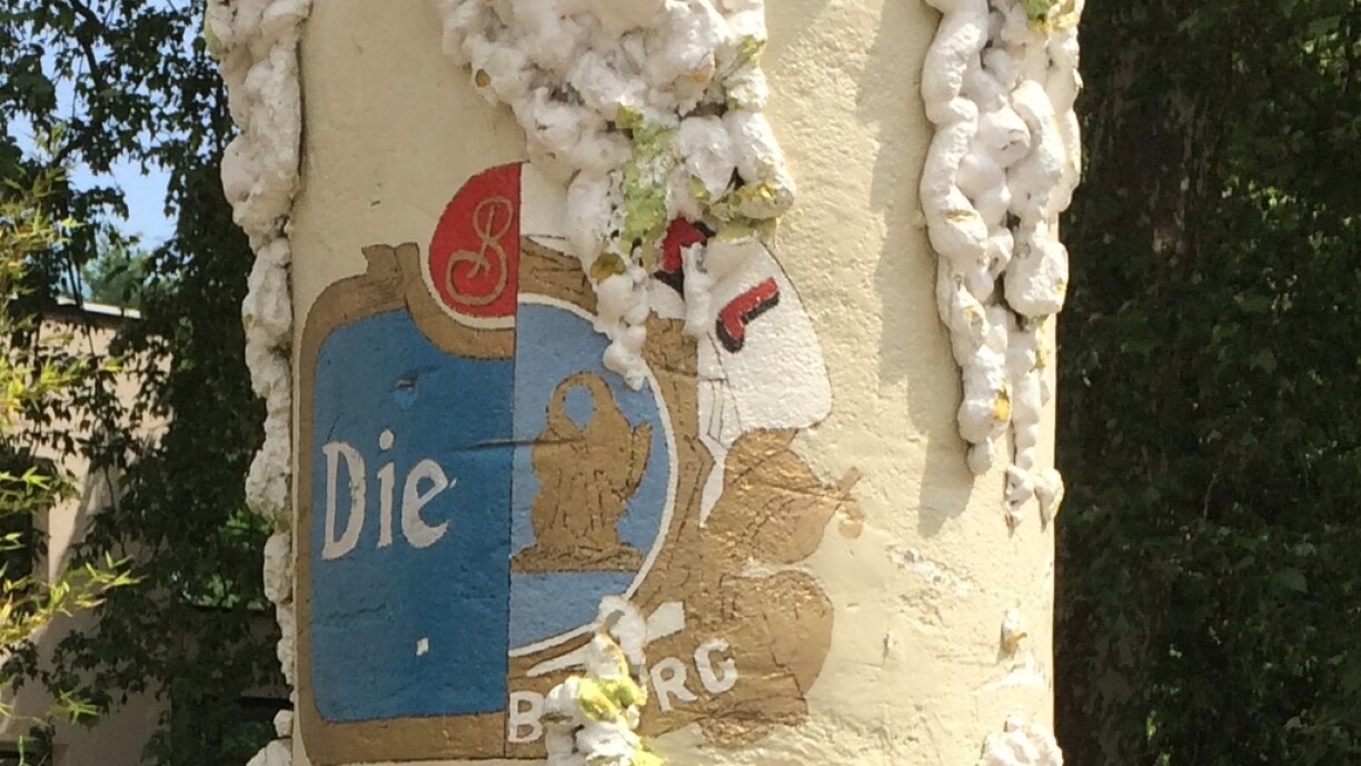 Am Joer 2000 hunn d'Brauereien Dikrech a Mousel fusionéiert.