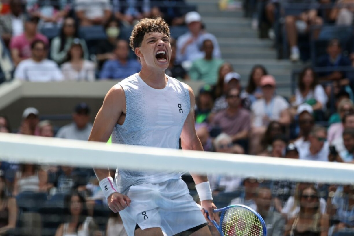 USA's Ben Shelton reacts during his win over Peru's Ignacio Buse in the opening round of the US Open