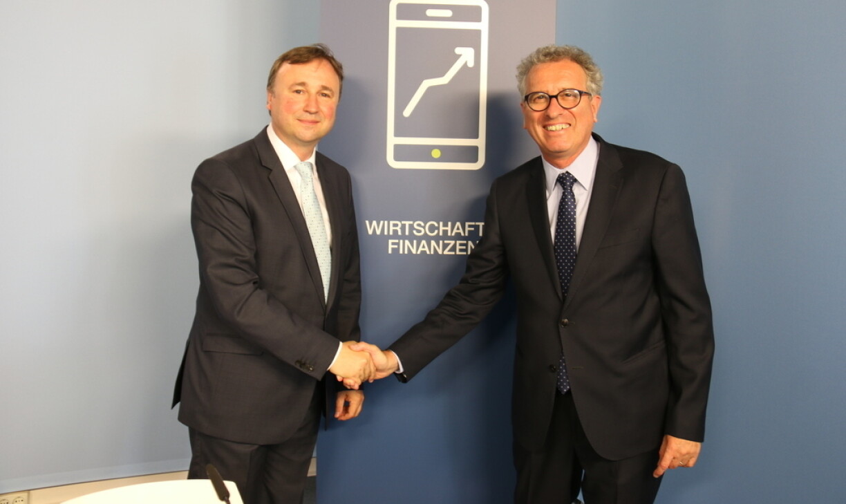 De Budgetsrapporter André Bauler zesumme mam Finanzminister Pierre Gramegna (béid DP).