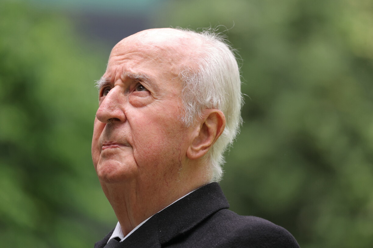 Den Edouard Balladur ass am Alter vu 97 Joer gestuerwen