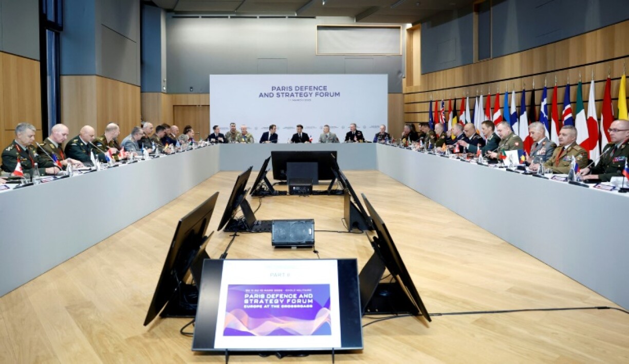 Defence ministers from Europe's five main military powers -- France, Britain, Germany, Italy and Poland -- are to meet in the French capital on Wednesday