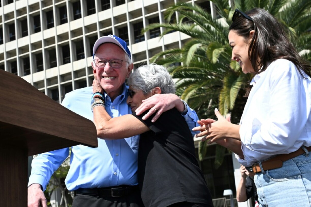 Sanders' rhetoric has resonated with many disappointed in Democratic Party's lack of resistance to Trump