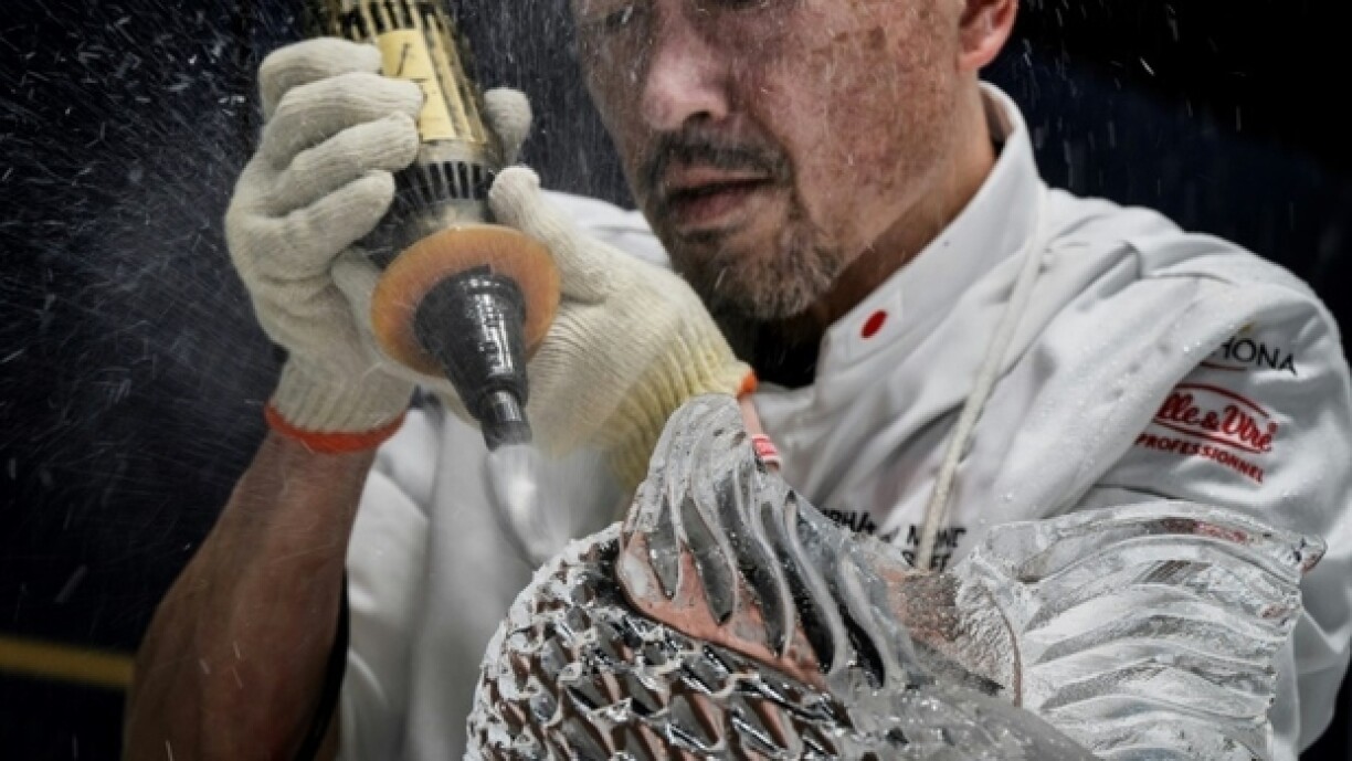 Le Japonais Ryu Miyazaki au concours de pâtisserie du Bocuse d'Or 2025 au Sirha à Chassieu, près de Lyon, le 24 janvier 2025