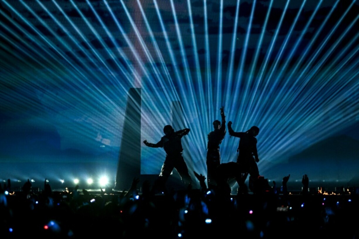 Kyle Alessandro performing the song 'Lighter' for Norway