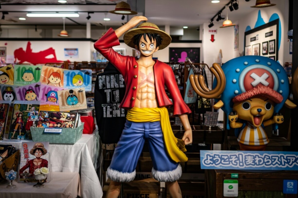 Une statue du personnage de Luffy, héros de la série