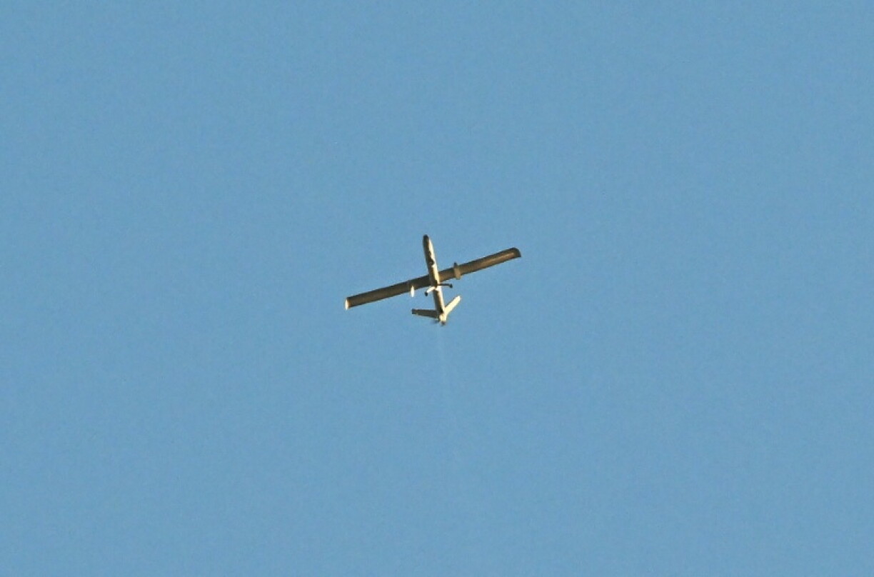 Un drone survole la banlieue sud de Beyrouth, le 5 juin 2026