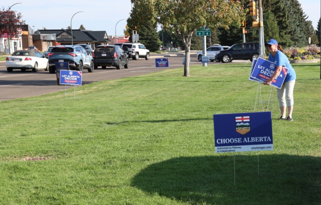 Separatist supporters have mobilized across Alberta in the run-up to Monday's non-binding vote on independence