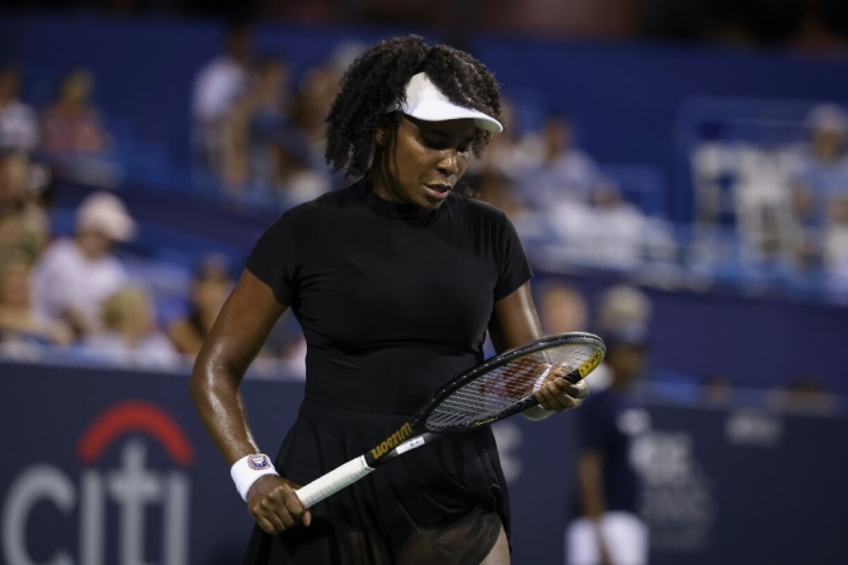 Seven-time Grand Slam champion Venus Williams has been knocked out of the first round of the Cincinnati Open, her second tournament after a 16-month absence from the WTA tour