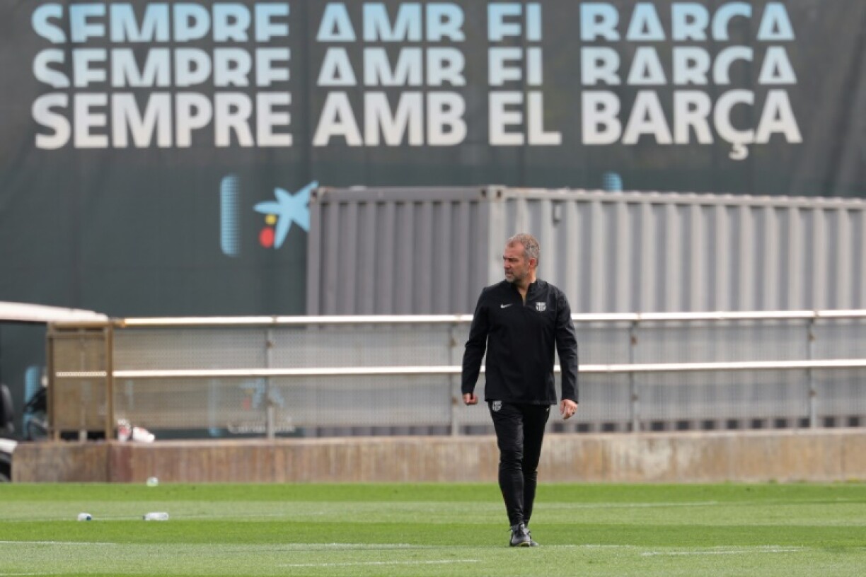 Barcelona coach Hansi Flick said the team would play for Doctor Carles Minarro, who passed away at the weekend aged 53