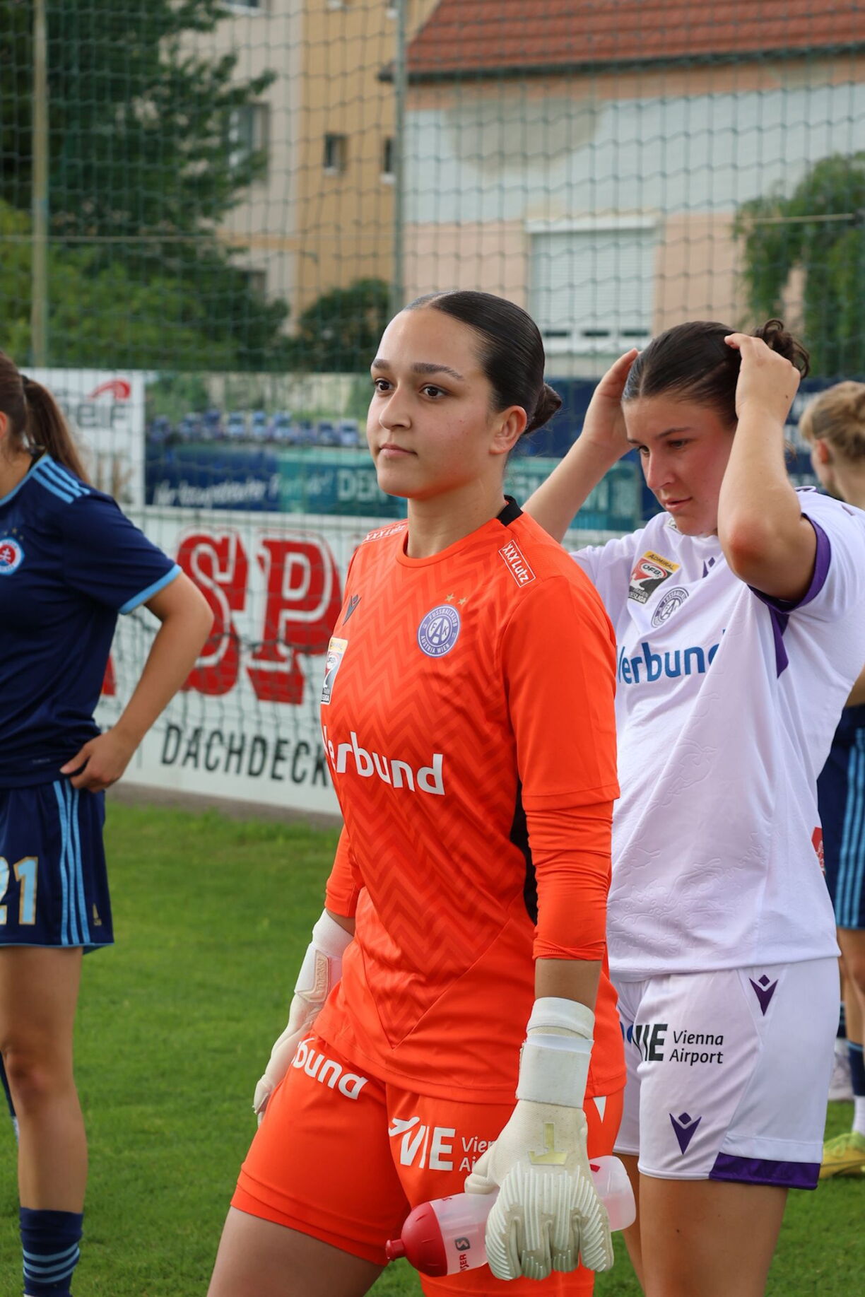 D'Emma Goetz am Trikot vun Austria Wien.