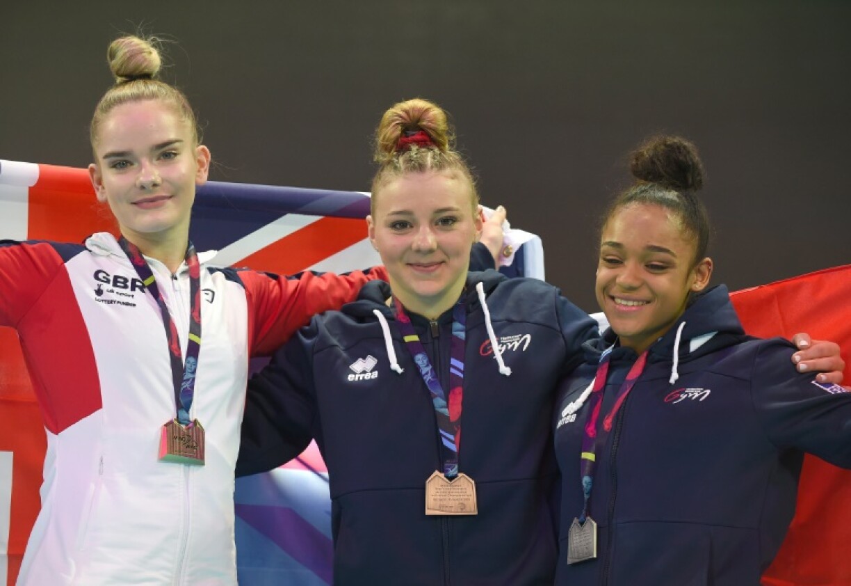 Vu lénks no riets: Alice Kinsella, Lorette Charpy, Mélanie de Jesus dos Santos