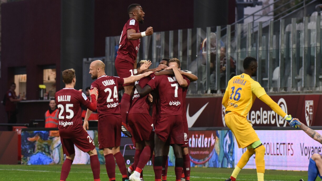 Les Messins, ici photographiés contre Grenoble, sont bien représentés aux trophées UNFP.