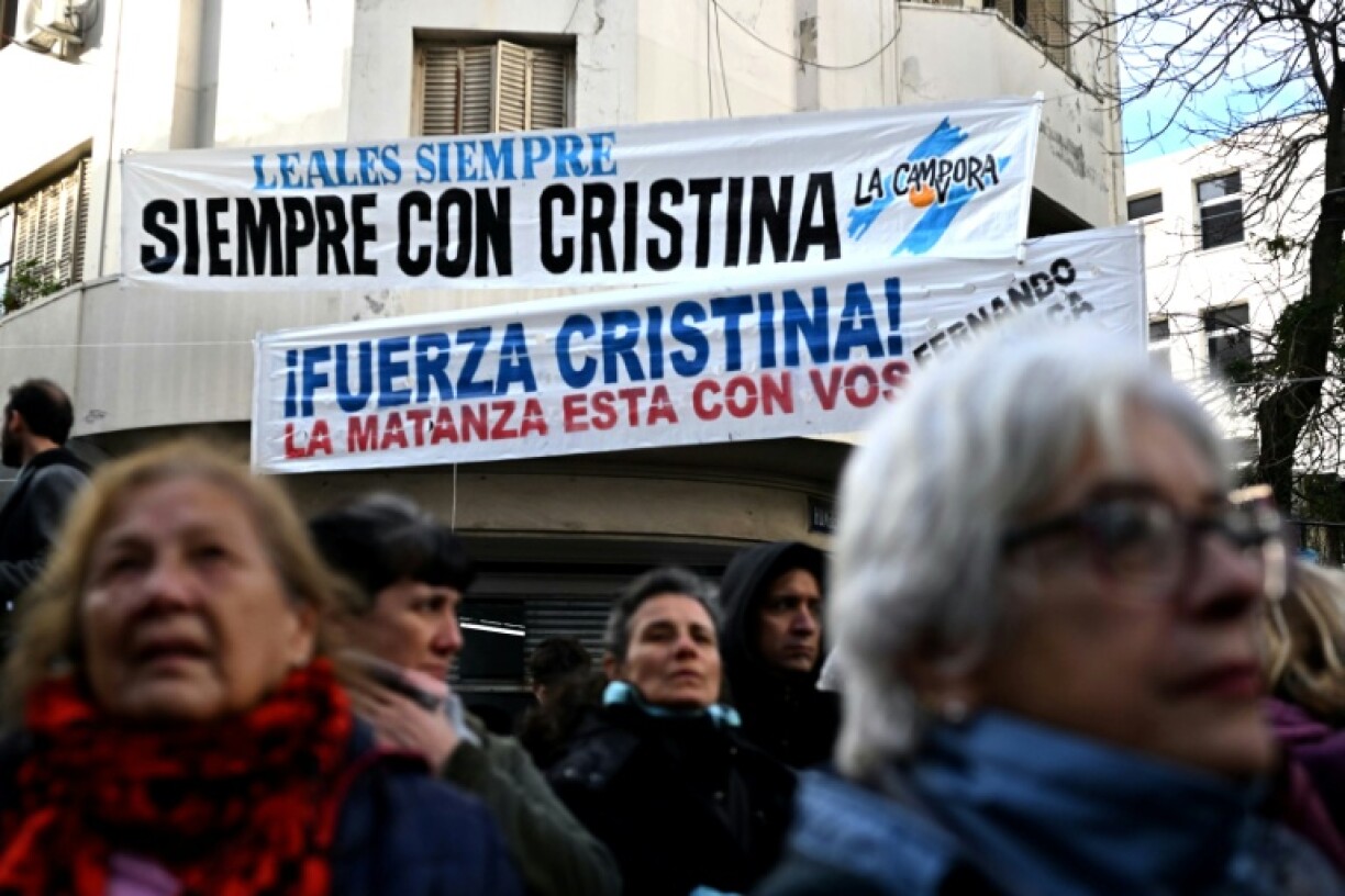 Kirchner's supporters accuse the judges in her case of being part of a right-wing plot to bring down a giant of the Argentine left